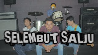Download lagu ILUSSI BAND - Selembut Salju ( Hanya Aku Yang Mencintaimu ) || COVER By Sontoloyo Musik mp3