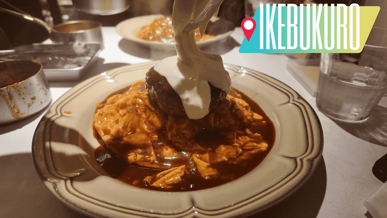 Why Everyone Lines Up for This Omurice – Cooked Fresh in Front of You