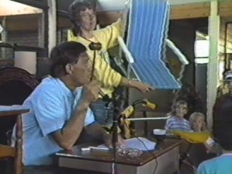 1987 Nieuwsflits mei - Hoorn: 'Het Wagenwiel' - 'Fancy fair'