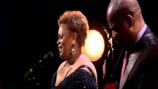 Dianne Reeves &quot;I&#39;m in Love Again&quot;