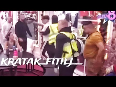 Terza hitno izbačen napolje: D*vio Uroša - drama na Božić, zaleteo se na njega preko stola!