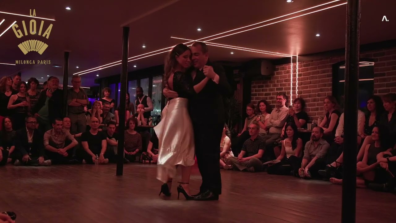 HERNAN ALVAREZ PRIETO & FLAVIA MORARI (2/4)