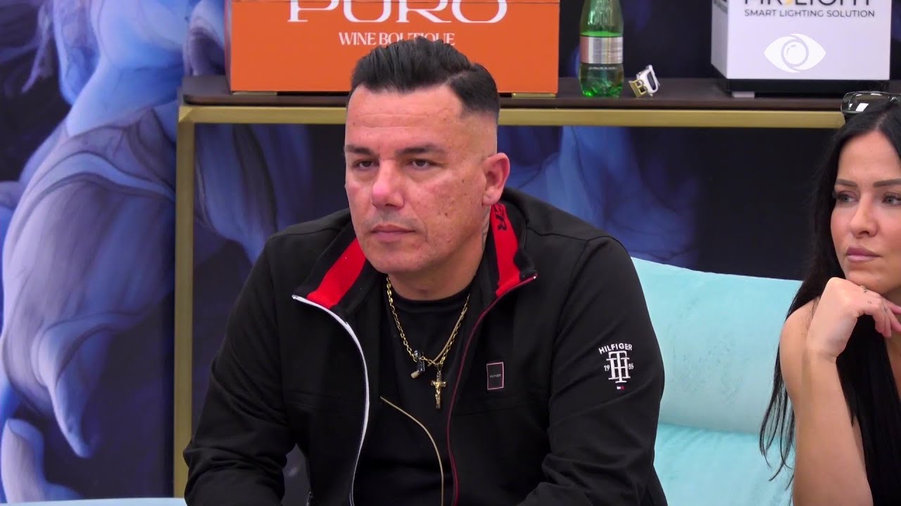 “Këllqet e kujt po kërkon?”/ Banorët lexojnë komentet e ndjekësve për ta