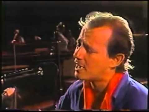 Silvio Rodriguez - Ojalá (con público cantando)