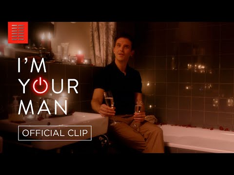 I'm Your Man (Clip 'Bathroom')