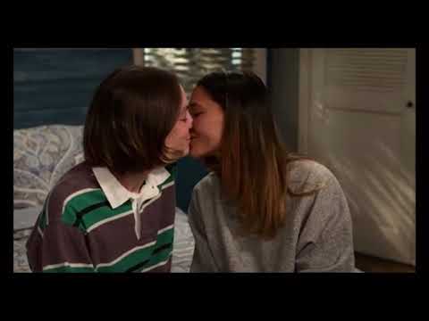 Atypical Season 4 Casey and Izzie Kiss Scene | Netflix