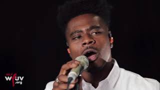 Earl St. Clair - &quot;Ain&#39;t Got It Like That&quot; (Live at WFUV)