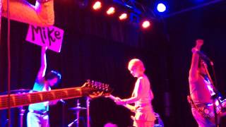 Peelander-Z, Intro/ So Many Mikes (Live), 04.27.2015, Waiting Room Omaha NE