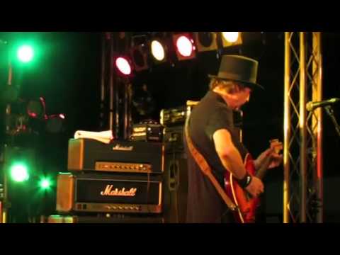 Micky Moody - slide guitar solo