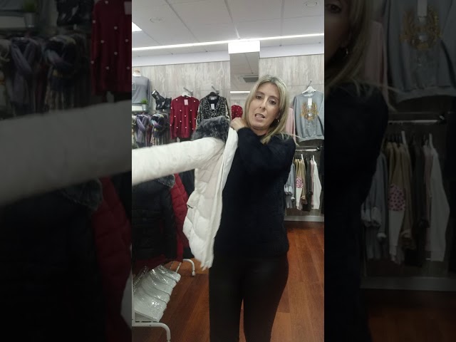 Vídeo relacionado con Tuopuda Chaleco Largo para Mujer de Capucha con Cremallera Chaleco Acolchado de Plumas Chaqueta de Invierno sin Mangas Abrigo de Cálidos on Bolsillos(Negro,XL)