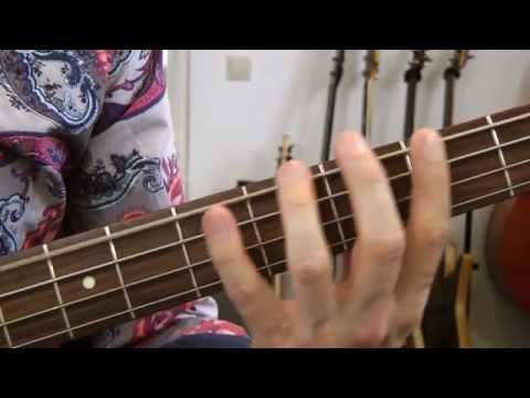 Blu0103 - The "normal" 12-bar blues - German Bass Lesson Tutorial
