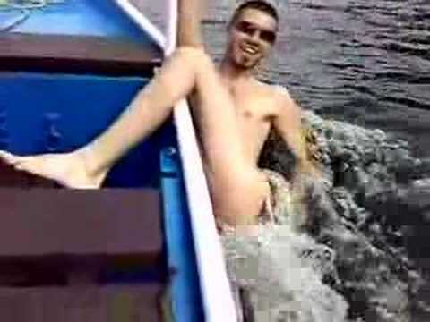 Jara pres palubu