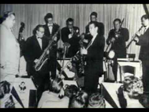 Tiny Hill   I Get A Kick Outa Corn