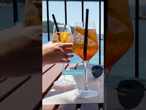 What to drink in Mallorca if you have taste:  Vermut Spritz #vermut #summerdrink  #vermut