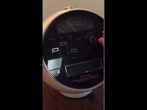 Weltron 8-Track AM/FM Stereo in Action