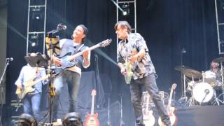 Sobre un vidrio mojado -Los Secretos