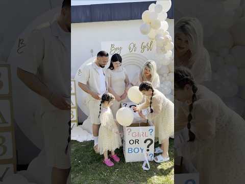 Boy or Girl? It's going to be a……….? ©gentaa_oo #genderreveal #fürdich #baby #party #girl #boy
