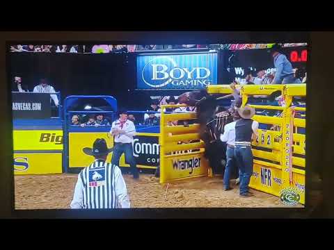 2022 Wrangler NFR Round 7 Saddle Bronc Riding