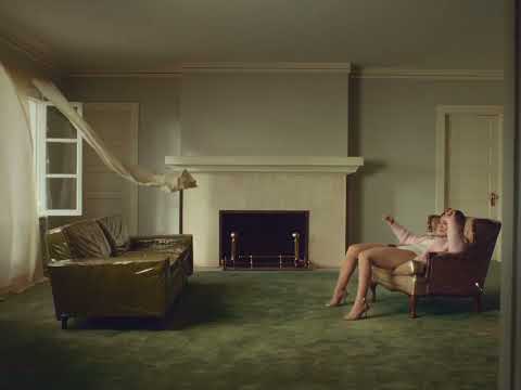 Hilary Duff – Erwachsenengröße Medium