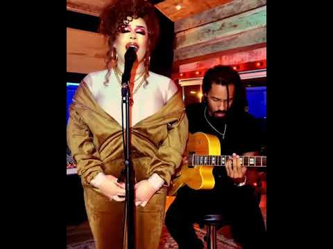 Gloria Groove "I'd Rather Go Blind"  e Flutua.