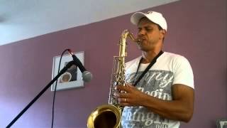 Download lagu Reginaldo Sax Pop - You Are Not Alone Michael Jackson mp3