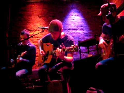 Tanner Walle - Phone (Live at Rockwood Music Hall)