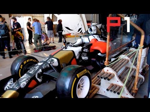 Hot girls, F1 parties and gamers! Spanish GP highlights