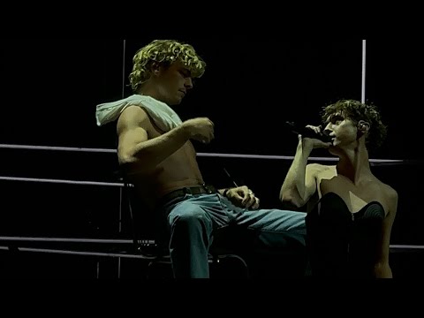 Troye Sivan Ross Lynch One Of Your Girls Wembley Arena