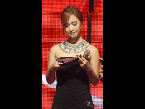[Fancam] 110120 Yuri SNSD - MC@20th Seoul Music Awards