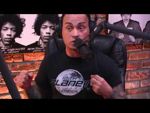 Striking vs Grappling: Which Is Better?