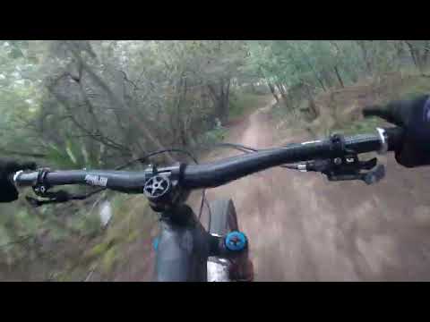 Pista de dh caballeros en Ubaté cundinamarca Colombia, que será de esta pista? 