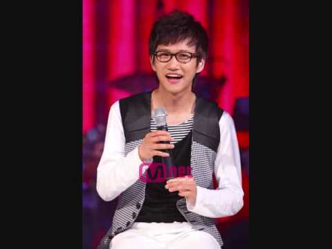 [Random] Compilation of Youngwoo's eccentric laughter on Sweet Sorrow's TenTen Club