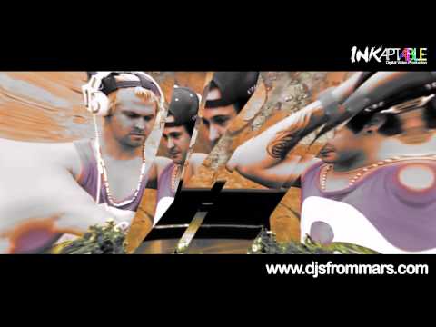 U2 vs Zedd vs Qulinez - Troll's Year Clarity (Djs From Mars Mashup)