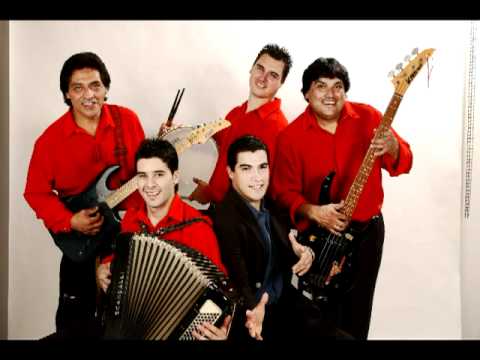 download lagu mp3 mp4 Super Tuyo, download lagu Super Tuyo gratis, unduh video klip Super Tuyo