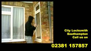 preview picture of video 'Locksmith Southampton | City Locksmiths Southampton | Southampton Locksmiths'