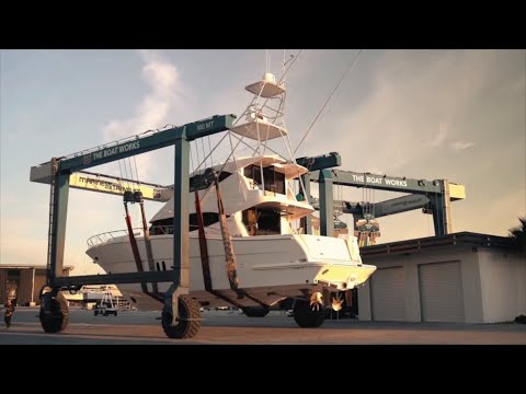Maritimo ONE M59 setting sail