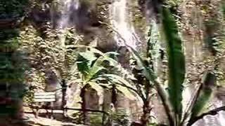 preview picture of video 'Cataratas de Tzararacua, Uruapan (Rìo Cupatitzio)'