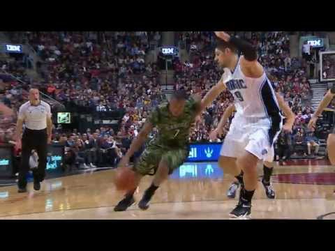 Kyle Lowry Describes the Music that Fits His Style of Play