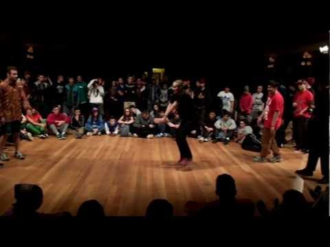 Fallen Angels vs Sweemo + Lix - Undercyphers Barcelona 2012