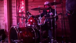 Shooter Jennings on drums 7-14-2013