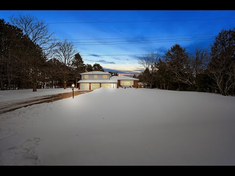 1676 Vaughan Drive, Caledon Village