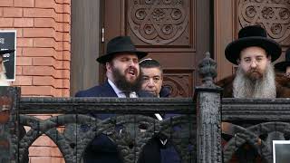 Cantor Moti Boyer | Kel Maleh Rachamim | Sadigura Kloiz | החזן מוטי בויאר 'קל מלא רחמים' - סאדיגורה