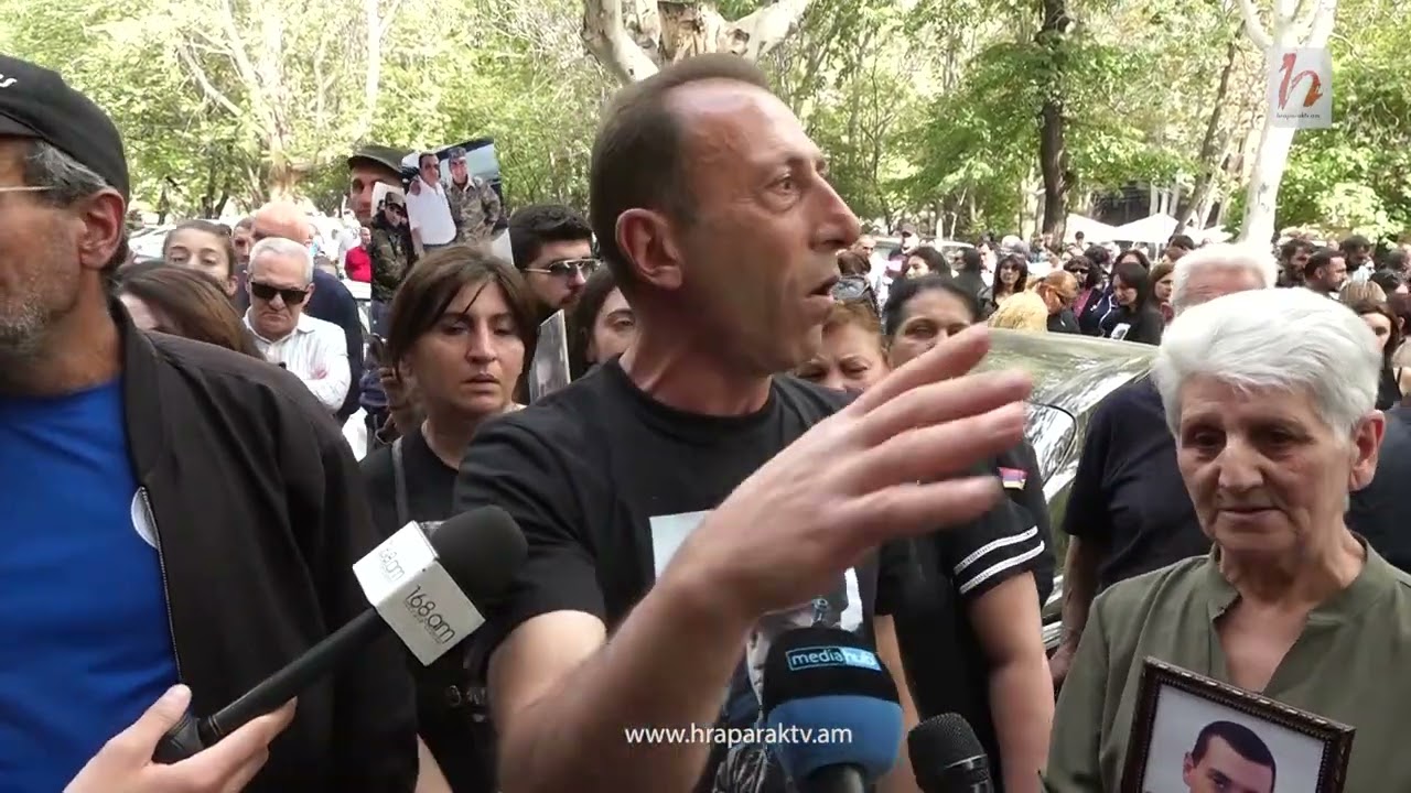 Հիմա, որ ստեղ օրենքի մարմնի ասեմ գլուխդ կջարդեմ, ինձ կկալանավորեն