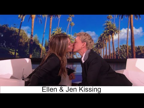 Ellen and Jennifer Aniston share a Kiss