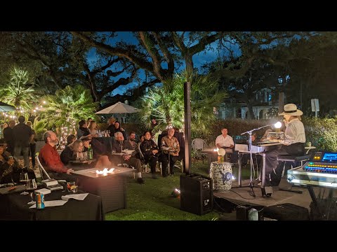 Judith Owen sings "She's A Tramp" live featuring David Torkanowsky, New Orleans, Jan 2023