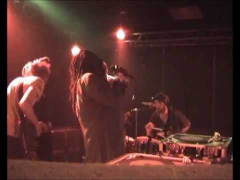 Mysty k Dub feat. Winston Mc Anuff & Manutension - the loops  - Brasparts 2007.wmv