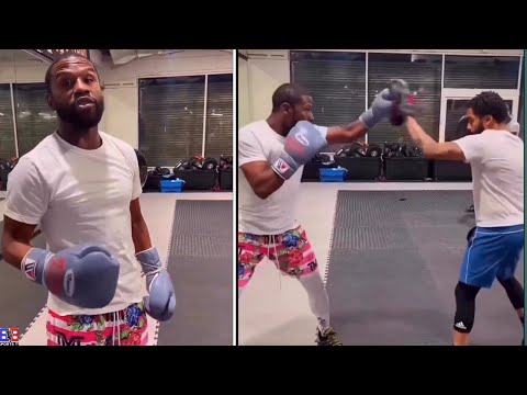 😳 FLOYD MAYWEATHER RlPS & SCHOOLS FIGHTERS TODAY TRYING TO DO PADS & FIGHT LIKE HIM WITHOUT BASICS