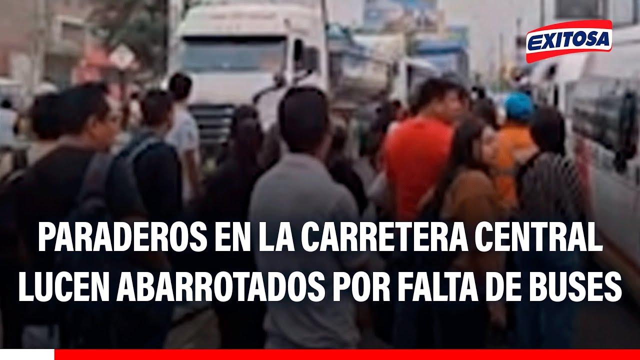 🔴🔵 Santa Clara: Paraderos en la Carretera Central lucen abarrotados por falta de buses