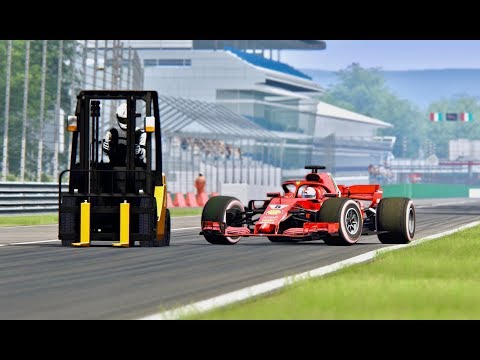 Ferrari F1 2018 vs Forklift Monster - Monza