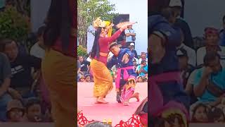 Download lagu Tari Joged Bumbung Di PKB, Bali Indonesia #gamelan #joged #taksubali #pkb2023 #jogedbungbung #bali mp3